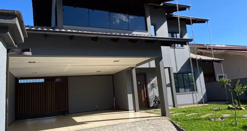 Sobrado no bairro Santo Antônio
