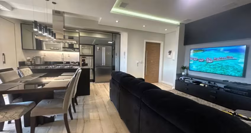 Apartamento no bairro Saguaçu