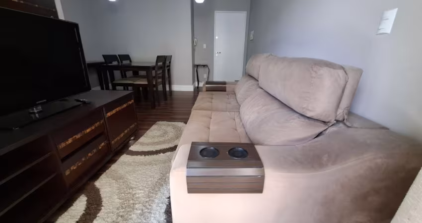 Apartamento Mobiliado - 02 Dormitórios Próximo da Estação de Metrô