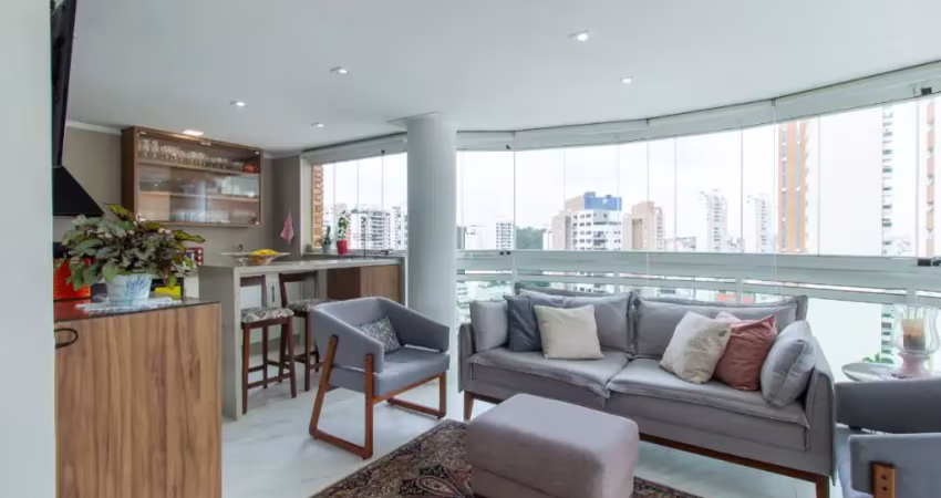 Seu refúgio urbano: 261m² com 4 quartos e lazer completo!