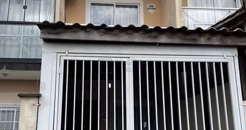 Sobrado à venda em Joinville, Costa e Silva, com 2 quartos, com 63 m²