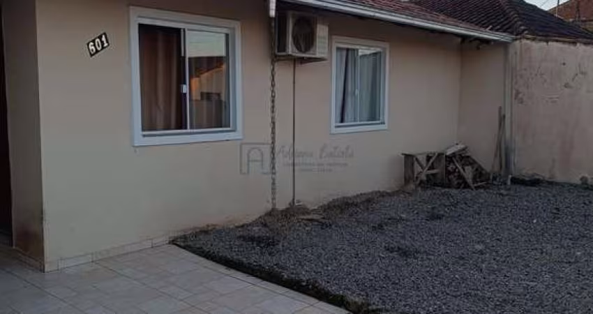 Casa à venda em Joinville, Ulysses Guimarães, com 3 quartos, com 70 m²