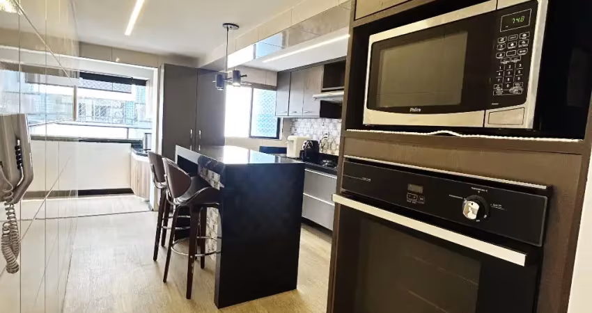 Lindo apartamento com acabamento fino na ponta do farol