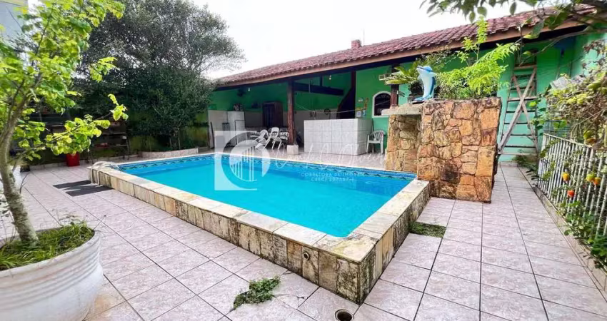 Casa Isolada 3 dorms com Piscina e Edícula, Flórida