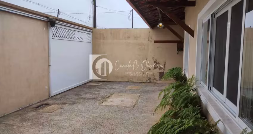 Casa isolada 3 dorms,1 suíte e edícula, flórida, praia grande