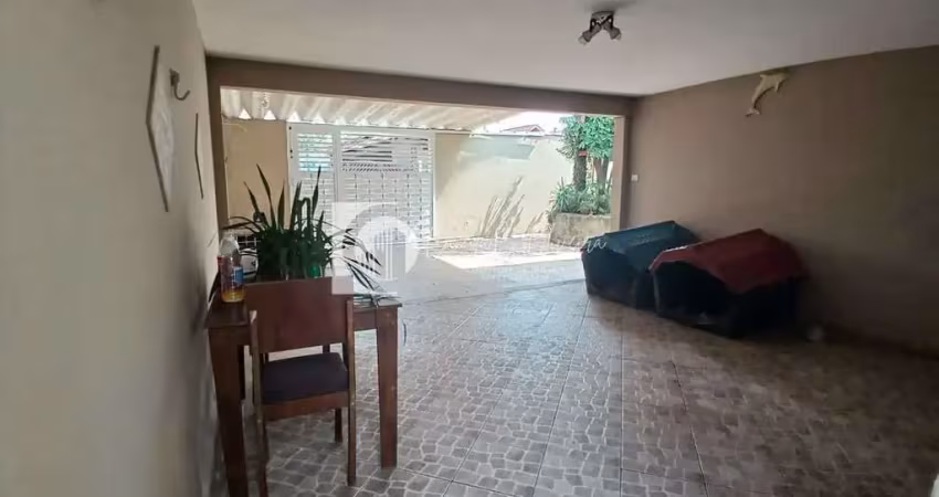 Casa isolada com 3 quartos, balneário maracanã, praia grande