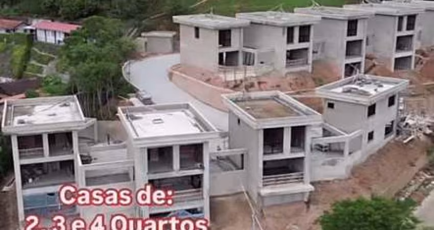 Casa para Venda em Teresópolis, Golfe, 2 dormitórios, 2 suítes, 2 vagas
