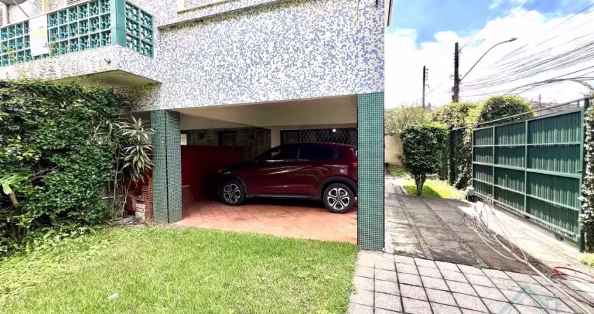 Apartamento para Venda em Teresópolis, VÁRZEA, 4 dormitórios, 1 suíte, 4 banheiros, 2 vagas