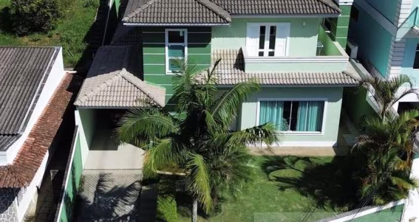 Casa para Venda em Teresópolis, PIMENTEIRAS, 4 dormitórios, 1 suíte, 4 banheiros, 2 vagas