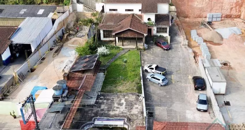 Apartamento para alugar na Rua Tenente Luiz Meirelles, Várzea, Teresópolis