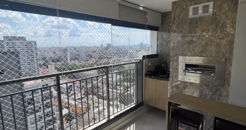 Apto com varanda gourmet e decorado no Tucuruvi