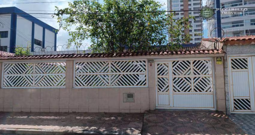 Casa com 3 dormitórios à venda, 180 m² por R$ 890.000,00 - Aviação - Praia Grande/SP