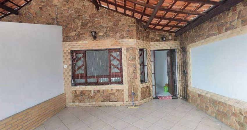 Casa à venda, 107 m² por R$ 470.000,00 - Vila Assunção - Praia Grande/SP