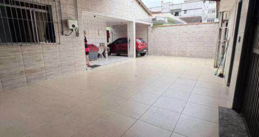 Casa com 5 dormitórios à venda, 200 m² por R$ 960.000,00 - Tupi - Praia Grande/SP