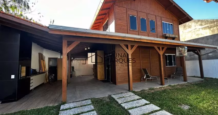 Menos de 1 ano de construção!