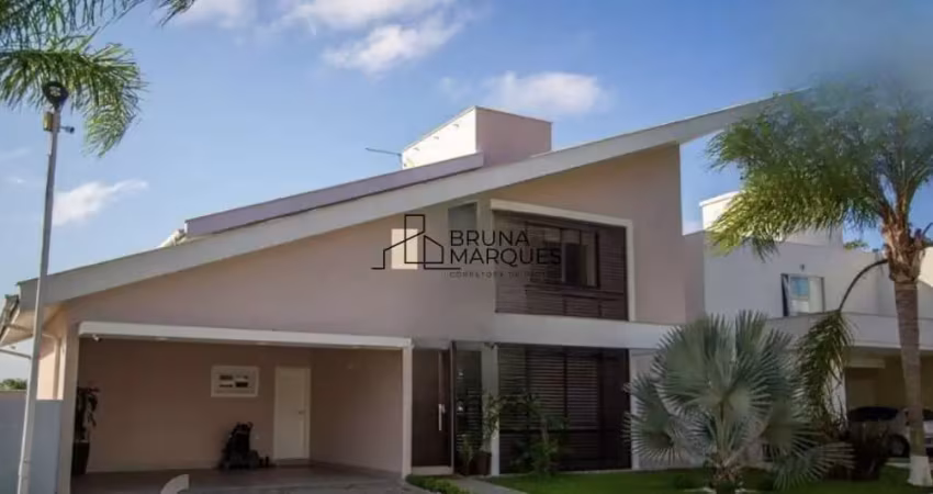 Linda casa em condomínio fechado de alto padrão no norte da ilha!