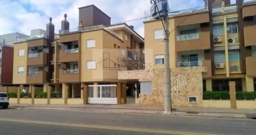 12 minutos caminhando até a praia!