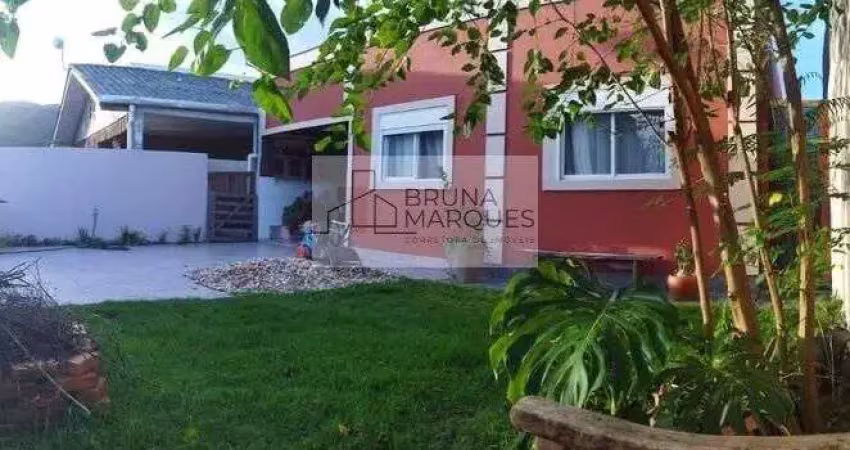 Casa com 3 quartos à venda na Rua Candido Pereira dos Anjos, São João do Rio Vermelho, Florianópolis