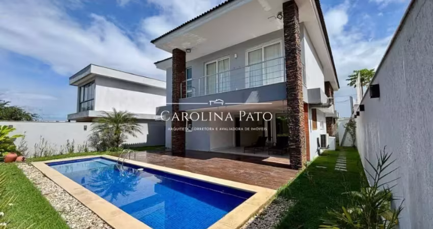 Belíssima mansão com piscina e acabamentos de alto padrão no melhor de alphaville litoral norte iii