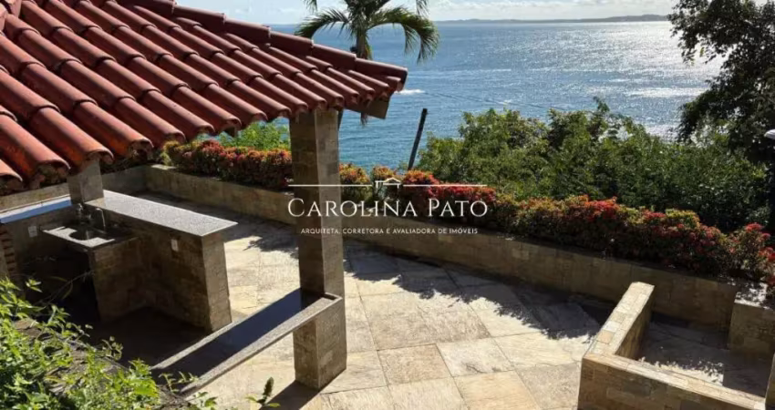 Apartamento com 3/4 e acesso ao mar no corredor da vitória, pronto para morar