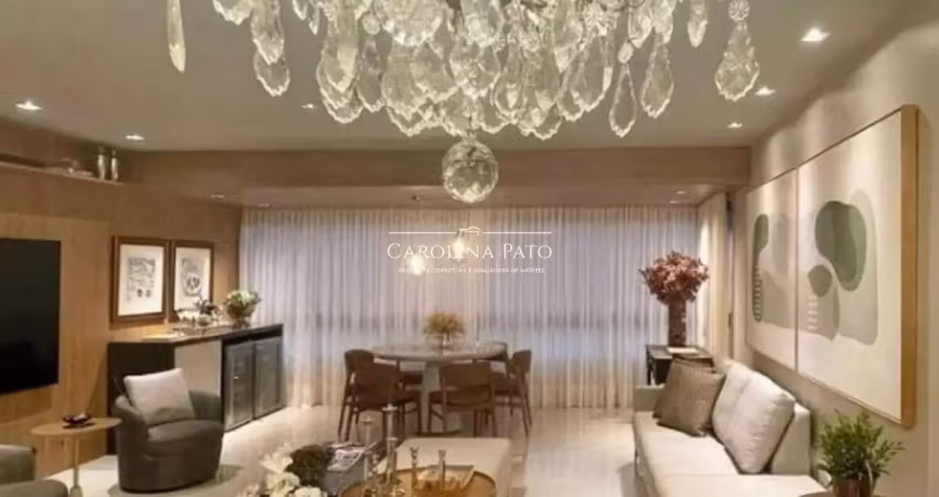 Lindo apartamento decorado , com acabamentos de alto padrão, com closet amplo , infra de lazer completa