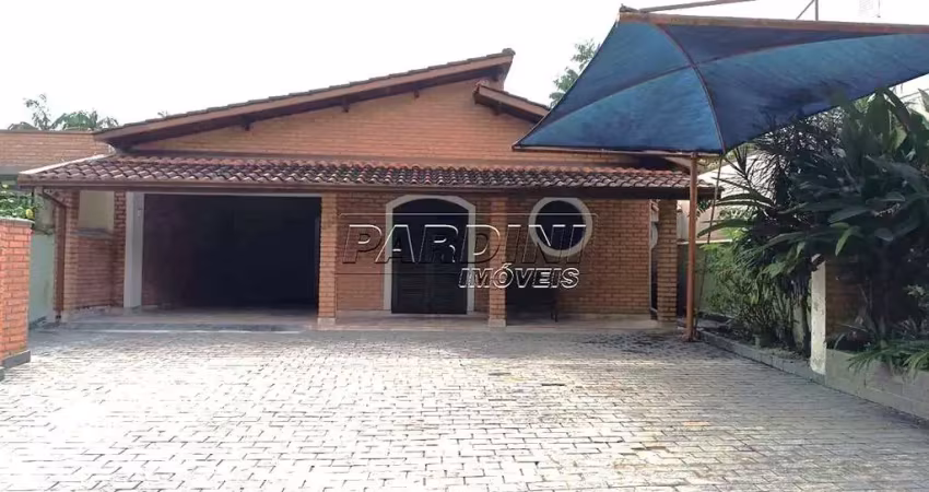 Ótima casa à venda em condomínio na praia das toninhas em ubatuba!