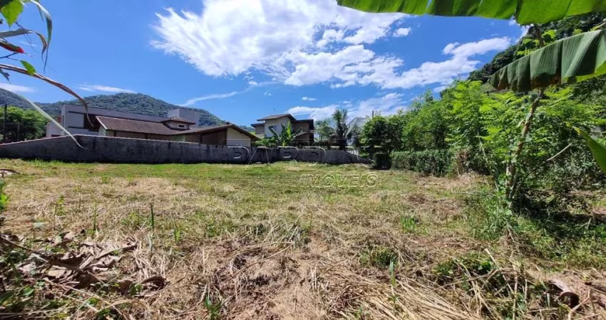 Ótimo terreno em condomínio fechado no Horto Florestal em Ubatuba!