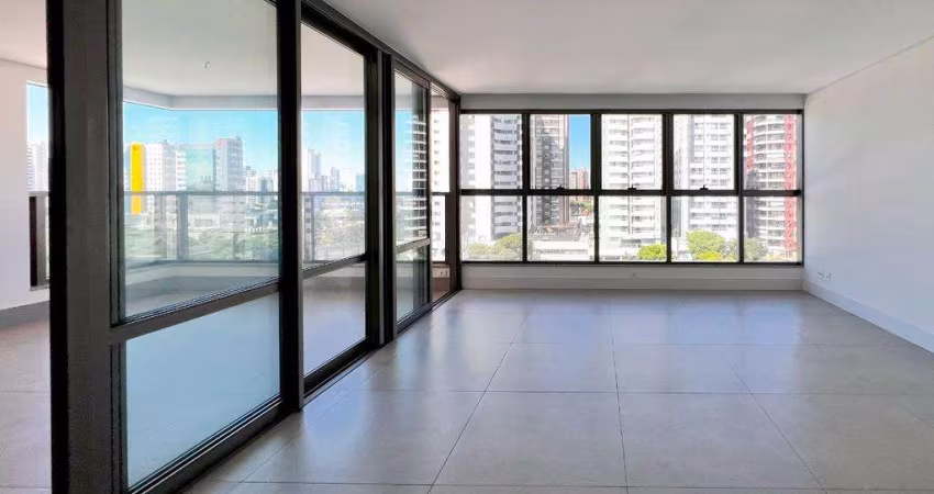 Apartamento à venda em Maringá, Zona Armazém, com 3 suítes, com 179 m²