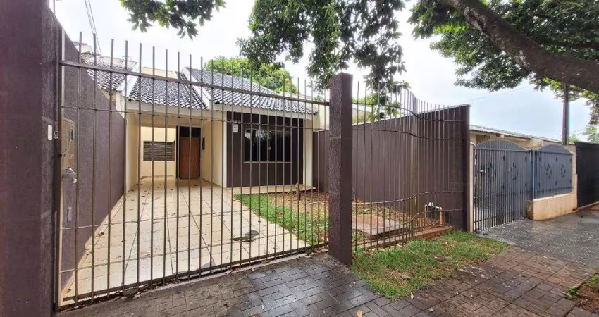 Casa para alugar em Maringá, Parque Residencial Quebec, com 3 quartos, com 120 m²
