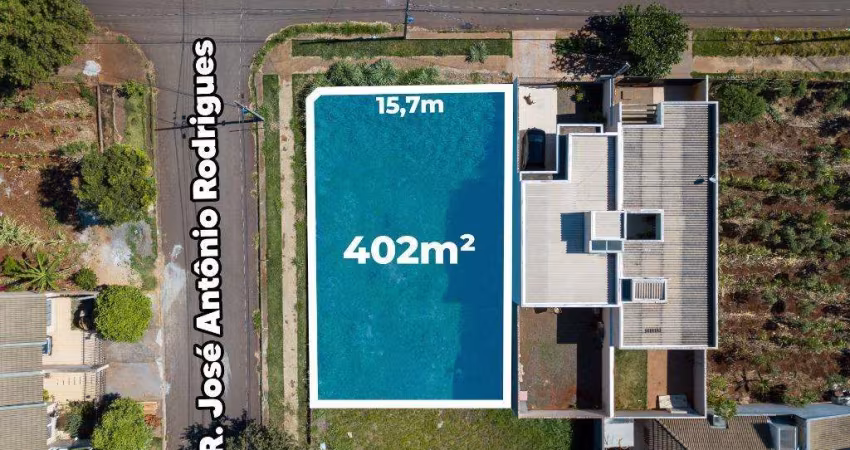 Terreno com 402.18 m² à Venda no Jardim Everest - Maringá