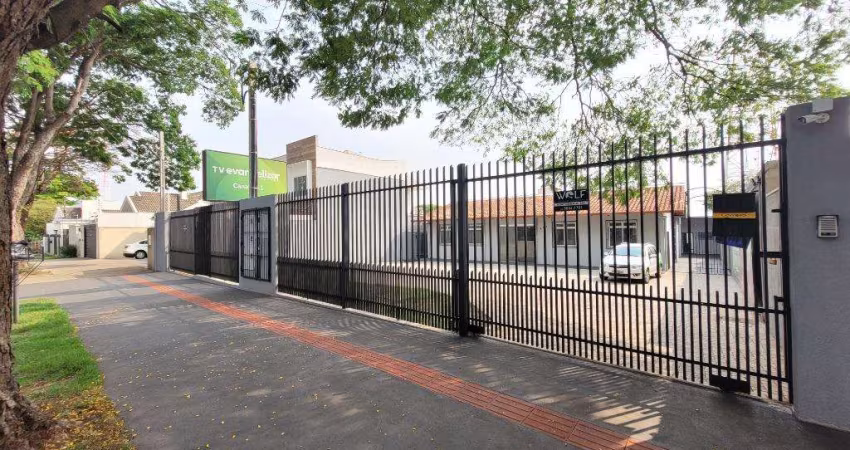 Salão para alugar em Maringá, Zona 05, com 165 m²