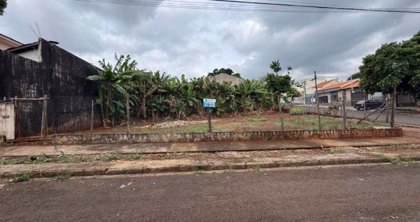 Terreno com 396.25 m² à Venda no Jardim Monte Carlo - Maringá