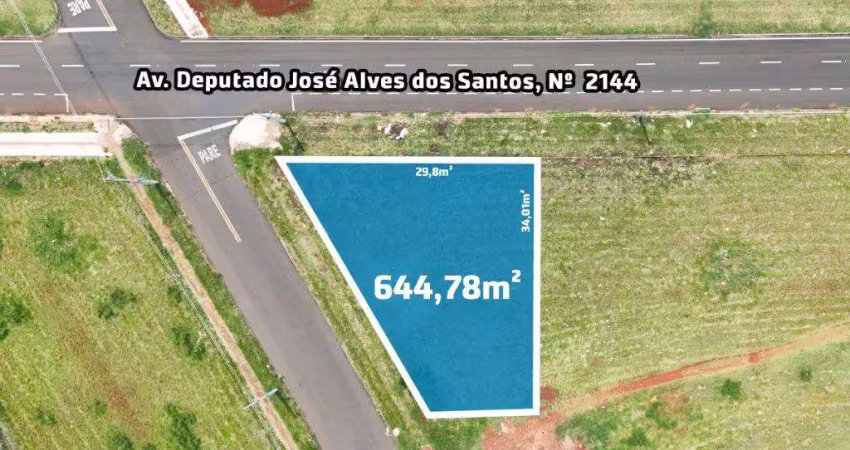 Terreno com 644.78 m² à Venda no Jardim Santa Cruz - Maringá
