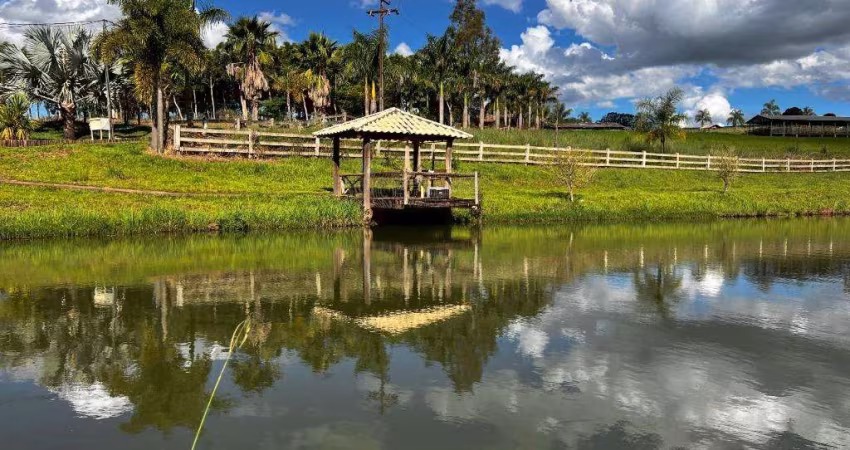 Chácara à venda em Floraí, Centro, com 3 quartos, com 60500 m²