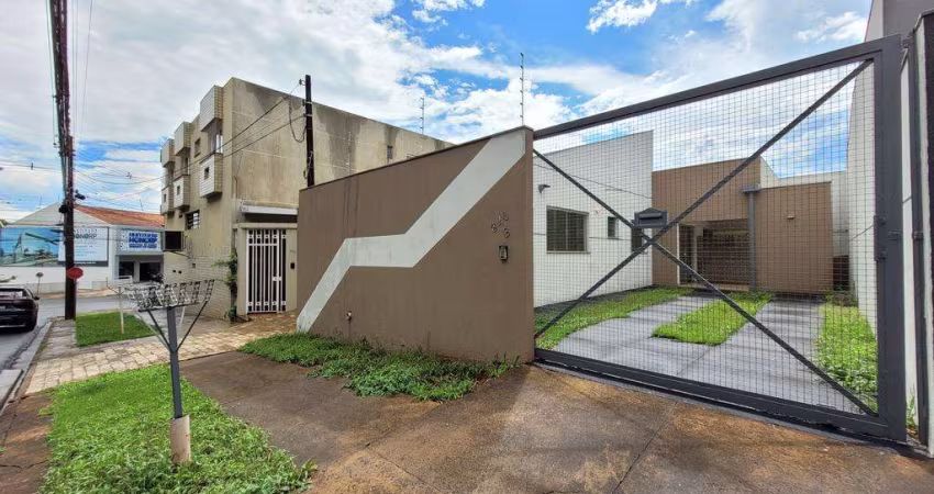 Casa para alugar em Maringá, Zona 05, com 2 quartos, com 70 m²