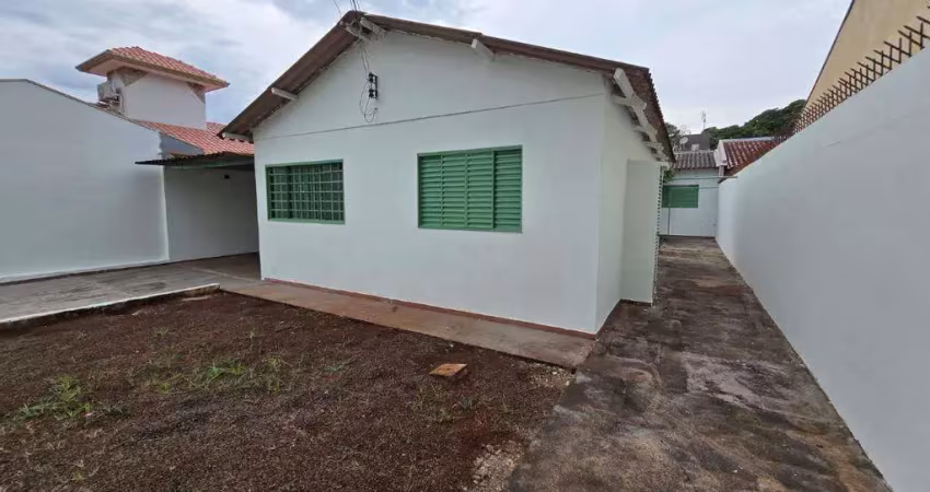 Casa com 90 m² e 2 Quartos à Venda no Cj Hab Sol Nascente - Maringá