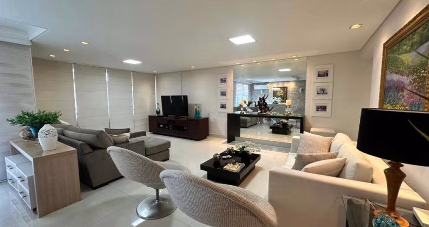 Apartamento com 154.87 m² e 3 quartos à Venda na Zona 01 - Maringá