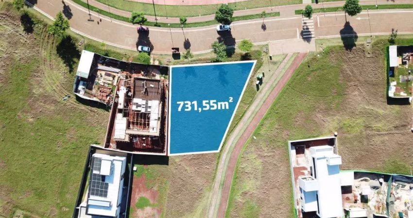 Terreno à venda em Maringá, Jardins de Monet Residence, com 731.55 m²