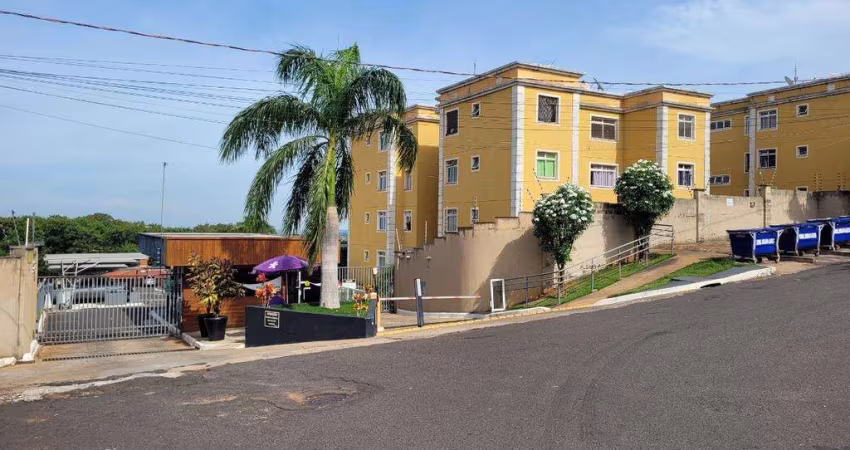 Apartamento para alugar em Maringá, Parque Tarumã, com 2 quartos, com 43.47 m²