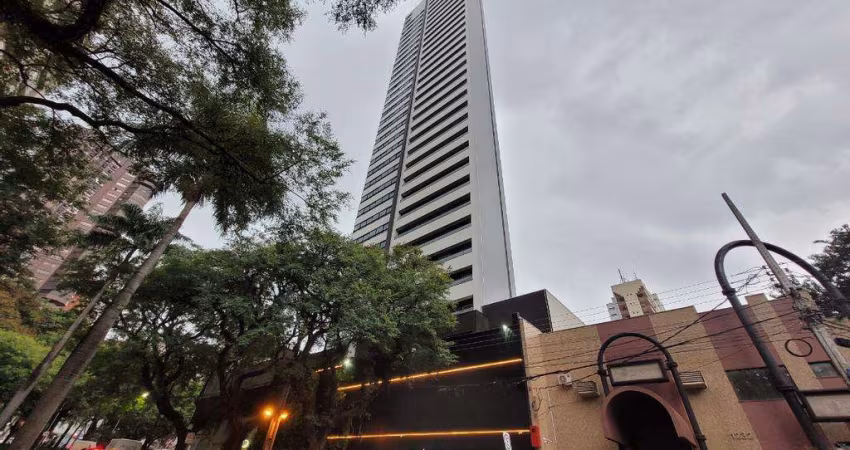 Apartamento com 194.26 m² e 4 suítes, à venda na Zona 01 em Maringá