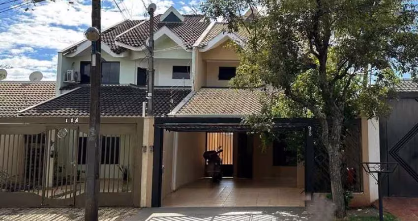 Sobrado à venda em Maringá, Jardim Imperial II, com 3 quartos, com 199.02 m²