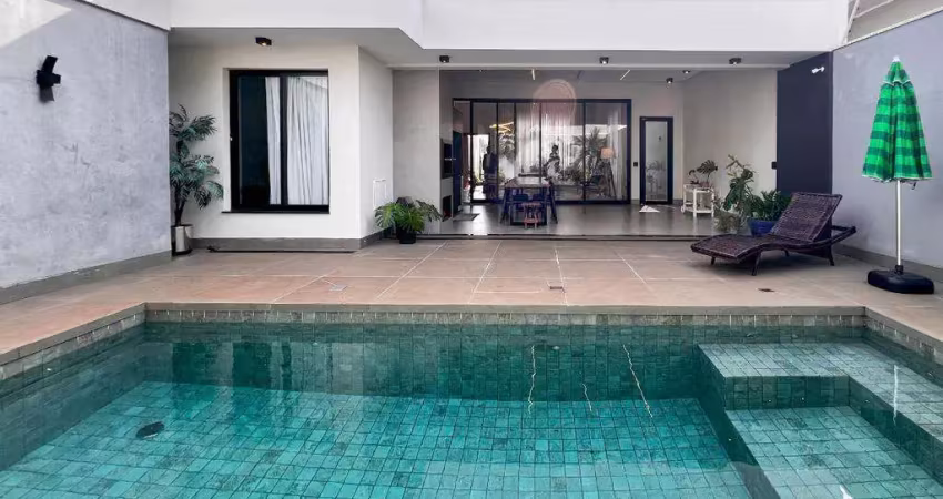 Casa à venda em maringá, jardim monções, com 3 suítes, com 247.53 m²