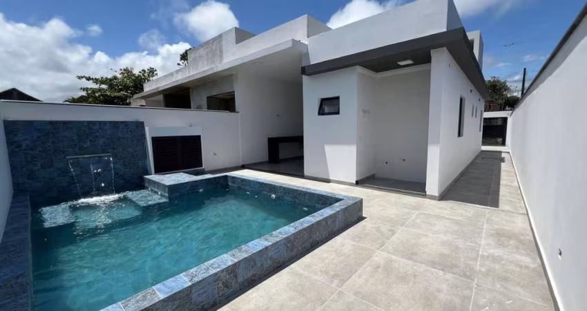 Casa para Venda em Itanhaém, Regina, 2 dormitórios, 2 suítes, 1 banheiro, 2 vagas