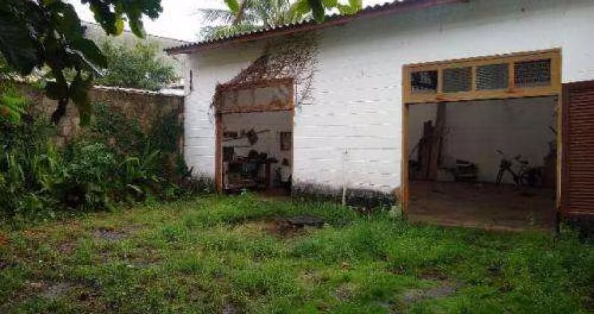 Casa para Venda em Itanhaém, Nova Itanhaém, 6 dormitórios, 3 suítes, 2 banheiros, 20 vagas