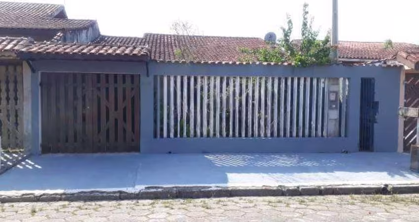 Casa para Venda em Itanhaém, Gaivota, 3 dormitórios, 1 suíte, 1 banheiro, 5 vagas