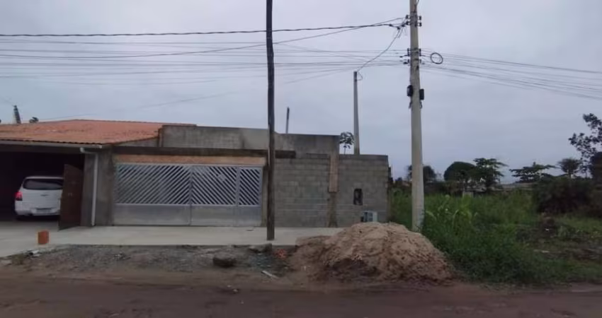 Casa para Venda em Itanhaém, Gaivota, 3 dormitórios, 1 banheiro, 3 vagas
