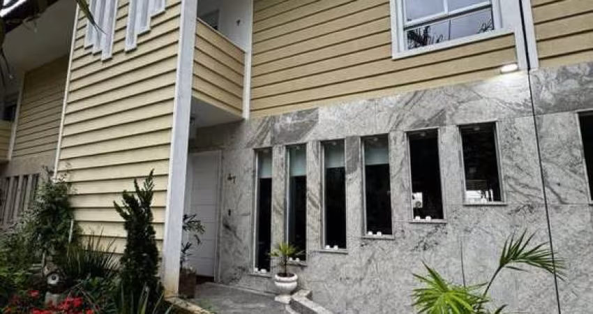 Casa em Condomínio para Venda em Praia Grande, Nova Mirim, 3 dormitórios, 3 suítes, 1 banheiro, 4 vagas