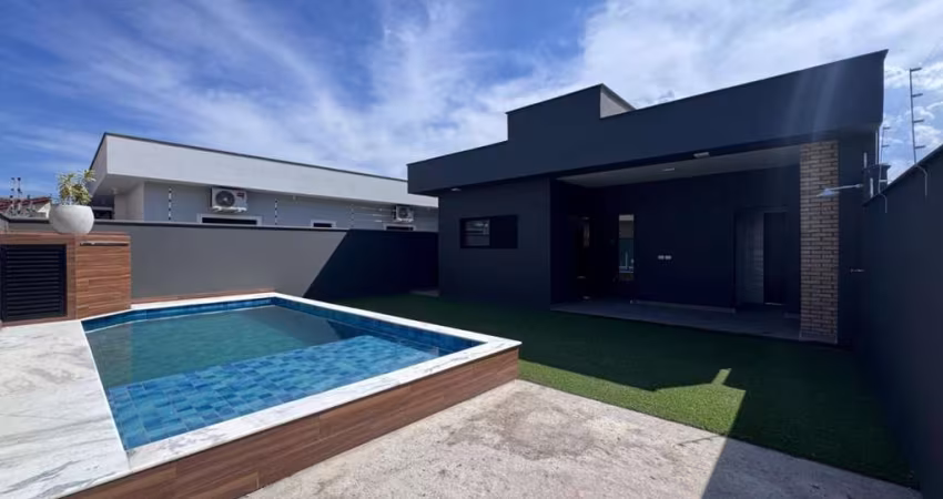 Casa para Venda em Itanhaém, Cibratel 1, 3 dormitórios, 1 suíte, 1 banheiro, 2 vagas