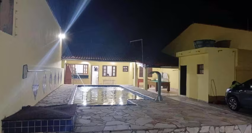 Casa para Venda em Itanhaém, Gaivota, 1 dormitório, 1 banheiro, 5 vagas