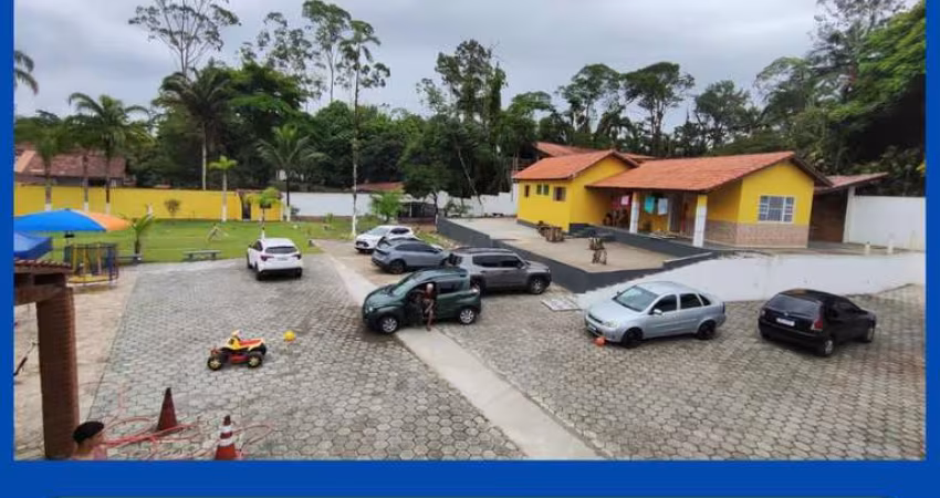 Casa para Venda em Itanhaém, Umuarama, 6 dormitórios, 4 suítes, 2 banheiros